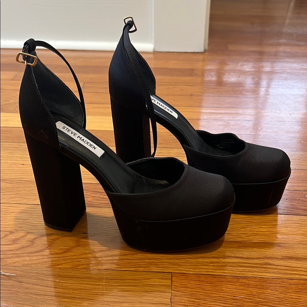 Steve Madden Black Platform Heels
